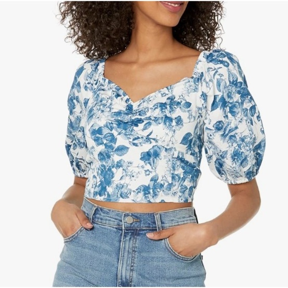 The Drop Blue White Floral Puff Sleeve Crop Top Sweetheart Smocked Back XXS